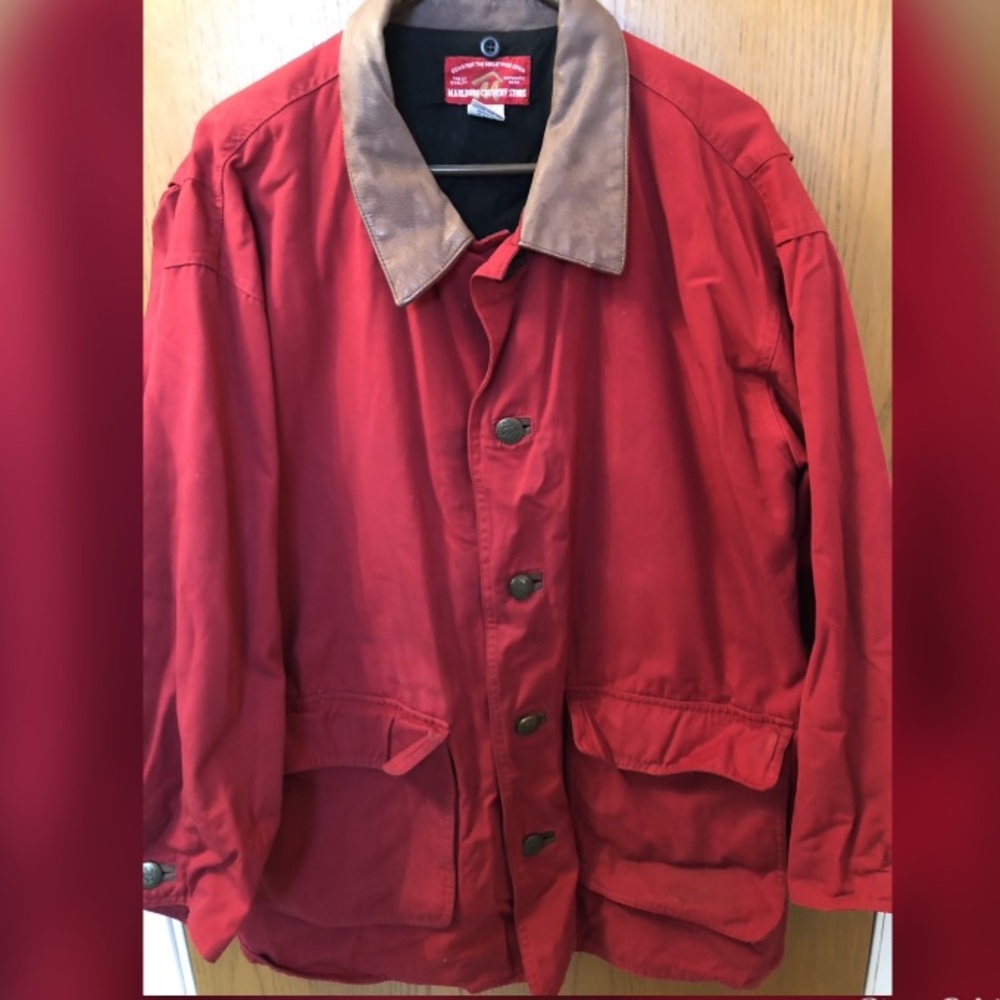 Marlboro Red Coat